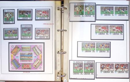 Exceptionnelle collection sur le thème du foot en 30