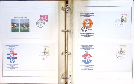 Exceptionnelle collection sur le thème du foot en 30