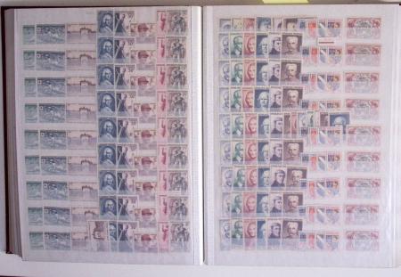 1945-1988, Stock de France en 5 classeurs, neufs avec
