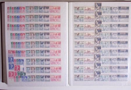 1945-1988, Stock de France en 5 classeurs, neufs avec