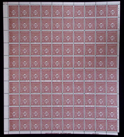 N°620/629 les 10 valeurs en 100 ex. panneaux de 50