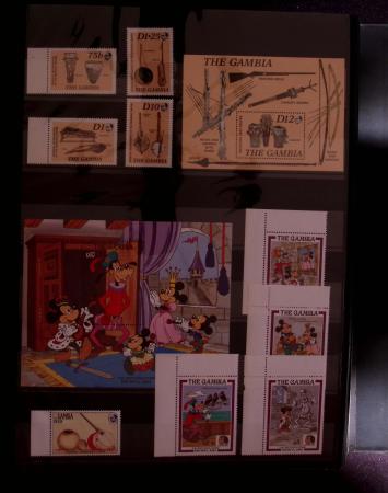 THEMATIQUE 1800-2010 Instruments de musique. 10 volumes