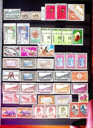 1690-1995, Collection en 5 classeurs du Monde entier,