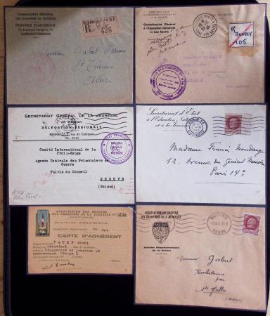 37 lettres, cartes postales et documents concernant