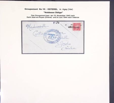 37 lettres, cartes postales et documents concernant