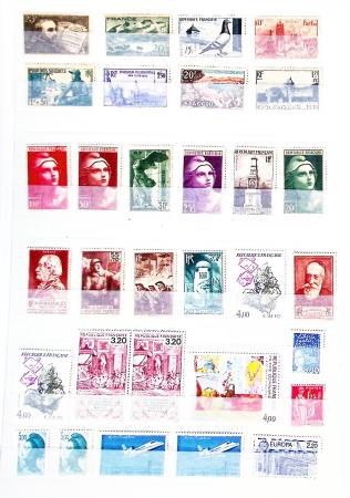 1900-2000, Collection en 6 classeurs, en neuf, certains