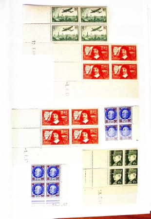 1900-2000, Collection en 6 classeurs, en neuf, certains