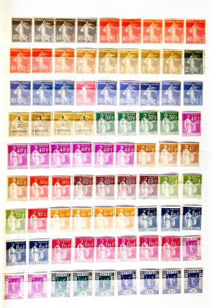 1900-2000, Collection en 6 classeurs, en neuf, certains