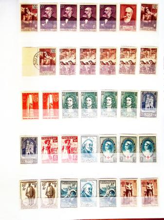 1900-2000, Collection en 6 classeurs, en neuf, certains