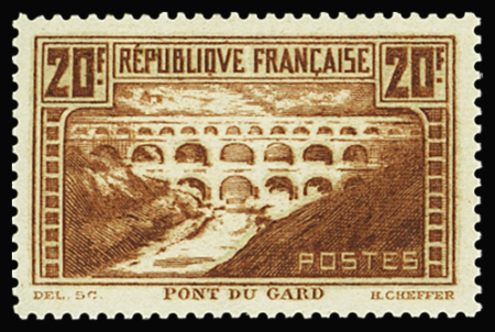N°262b  20f Pont du Gard chaudron clair, rivière blanche,
