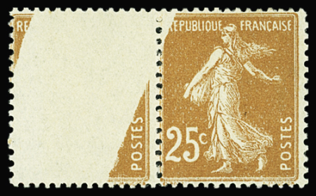 N°235 25c jaune-brun, spectaculaire variété impression