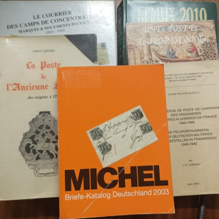 Lot comprenant catalogue Hermès 2010 ; Lenain : poste