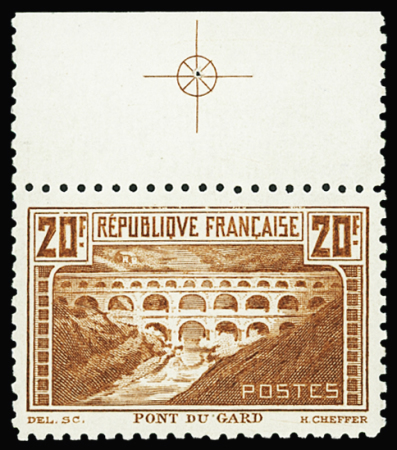 N°262B 20f  Pont du Gard, dentelé 11, bdf avec Croix