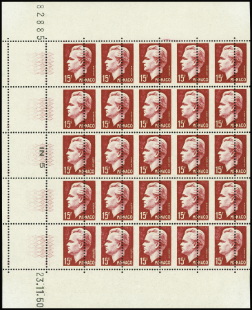 N°348a Prince Rainier III, 15f carmin, variété piquage