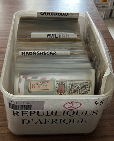 1959-1985env., 370 lettres des Républiques Francophones d'Afrique