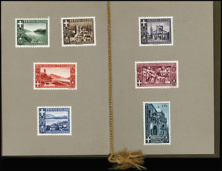 Courvoisier booklet with the issue of seven singles