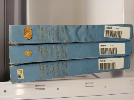 1914-18, Trois albums spéciaux tricolores des vignettes régimentaires