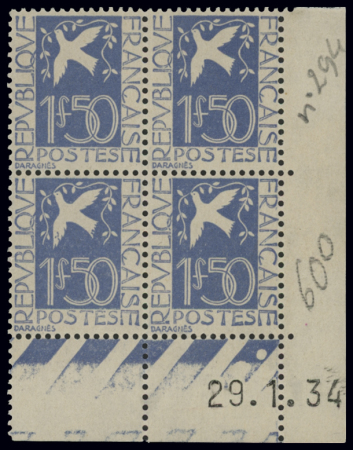 N°294 en bloc de 4 et coin daté du 29.1.34, neuf **,