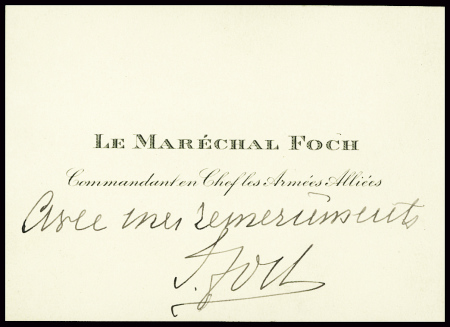 Carte de visite du maréchal Foch avec signature au