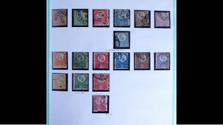 1868-2001, Collection de HONGRIE en 4 albums dont n°35,