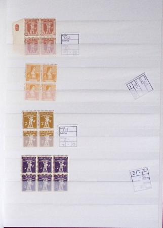 1884-1945, Lot de neufs et d'oblitérés en deux classeurs