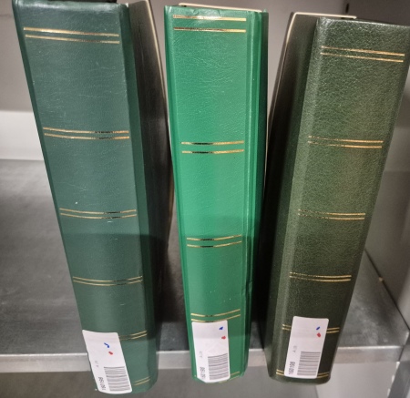 1787-1900, collection de lettres en trois classeurs,