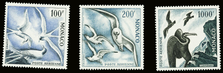 POSTE AERIENNE N°66/68 oiseaux de mer 3 valeurs de