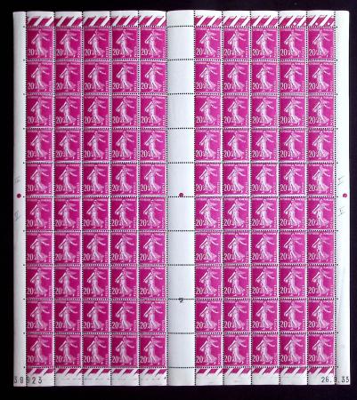 N°190e feuille de 100 timbres types III et V se te