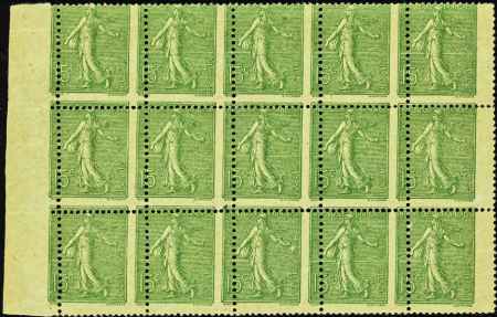 N°130 Bloc de 15 timbres piquage à cheval neufs **