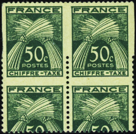 N°69 en paire non dentelée sur 2 cotés neufs ** TB