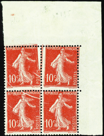 N°135 Bloc de 4 plis accordéon neufs ** TB