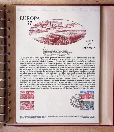 1973-1977, Collection montée en 5 classeurs du Musée