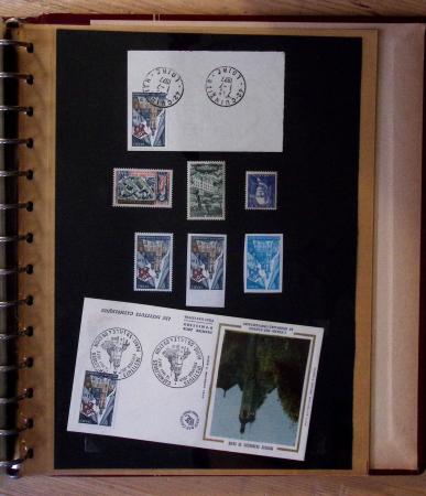 1973-1977, Collection montée en 5 classeurs du Musée