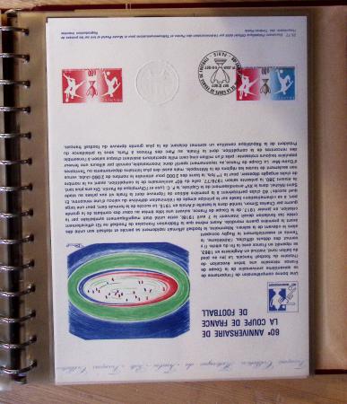 1973-1977, Collection montée en 5 classeurs du Musée