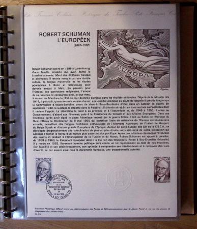 1973-1977, Collection montée en 5 classeurs du Musée