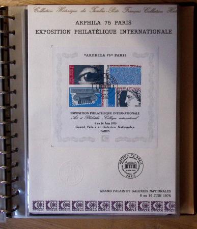 1973-1977, Collection montée en 5 classeurs du Musée