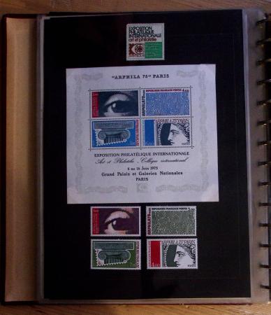 1973-1977, Collection montée en 5 classeurs du Musée