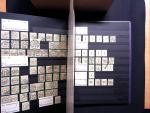 1878-1970 Sammlung NACHPORTOMARKEN in zwei Steckbüchern,