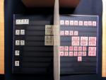 1878-1970 Sammlung NACHPORTOMARKEN in zwei Steckbüchern,