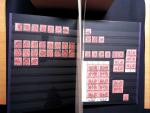 1878-1970 Sammlung NACHPORTOMARKEN in zwei Steckbüchern,