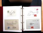 1878-1970 Sammlung NACHPORTOMARKEN in zwei Steckbüchern,