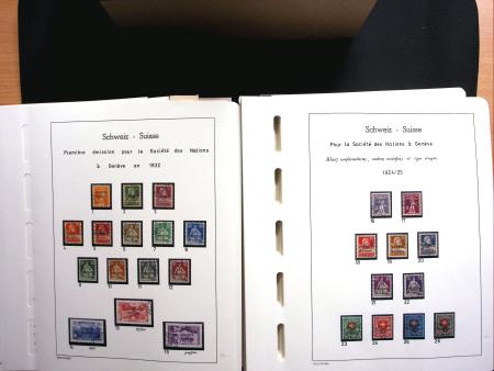 1843-2013 Reichhaltige Sammlung Schweiz in 8 Leuchtturm