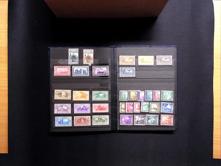 1870-45 Chiefly never hinged selection in stockbook
