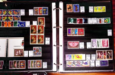 1912-80, Useful mint and used stock in four stockbooks,