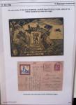 Gros classeur blanc de bureau contenant une collection spécialisée d'entiers postaux au type Paix 40c violet, 50c rouge, 55c violet, 65c Outremer, 90c
