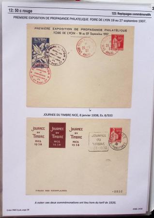Gros classeur blanc de bureau contenant une collection spécialisée d'entiers postaux au type Paix 40c violet, 50c rouge, 55c violet, 65c Outremer, 90c