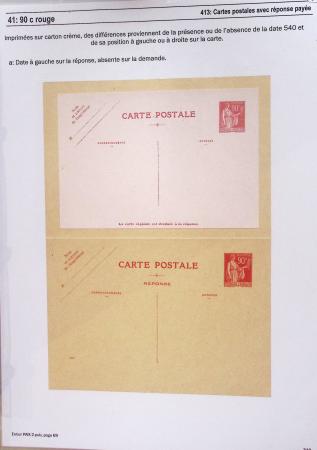 Gros classeur blanc de bureau contenant une collection spécialisée d'entiers postaux au type Paix 40c violet, 50c rouge, 55c violet, 65c Outremer, 90c