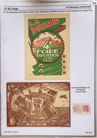 Gros classeur blanc de bureau contenant une collection spécialisée d'entiers postaux au type Paix 40c violet, 50c rouge, 55c violet, 65c Outremer, 90c