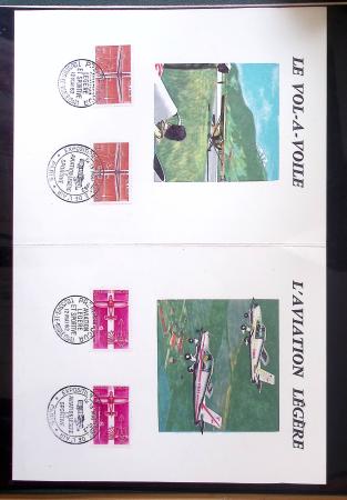 Album Safe vert contenant 20 plis Zeppelin ou thème Zeppelin + 172 plis ligne Mermoz et conquête de l'Atlantique sud ainsi que ligne Dagnaux (Afrique)