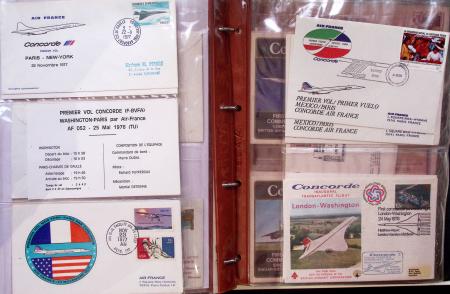 Album brun de 141 plis : premiers vols Caravelle (1957 - 1969) et Concorde (Français et Anglais) + divers dont quelques Airbus